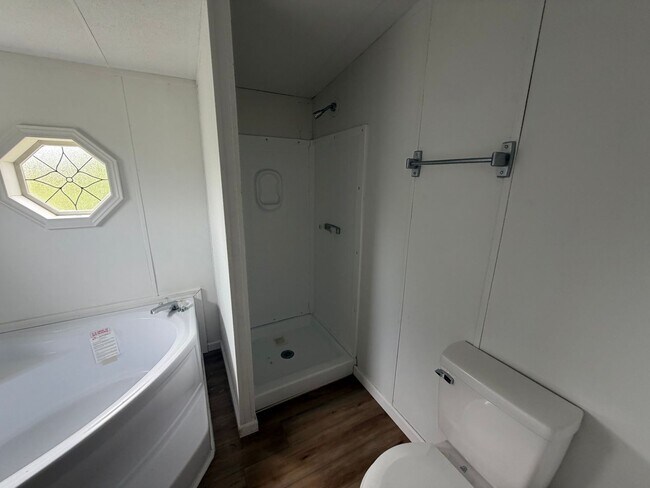 Foto del edificio - 3 Bed/2 Bath Mobile Home