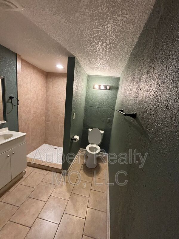 Foto del edificio - 704 N Willow Ave