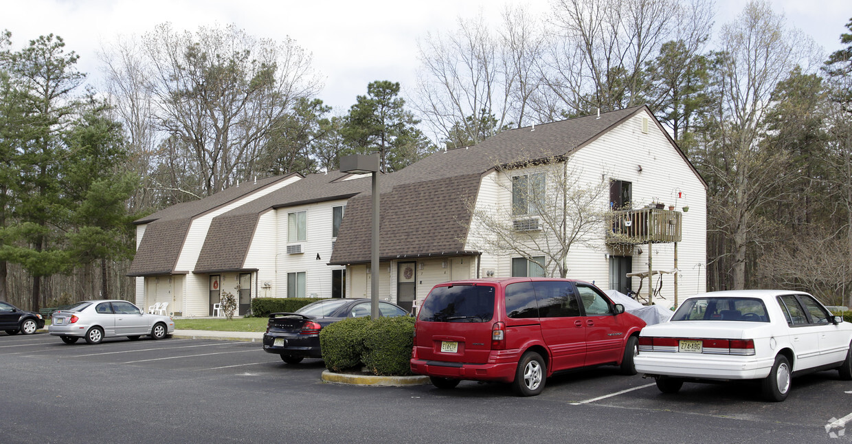 Building Photo - Golden Terrace Apartments