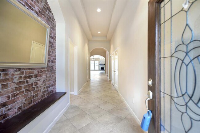 Foto del edificio - 26202 Basil View Ln