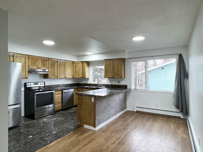 Foto del edificio - 6624 E 6th Ave
