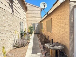 Building Photo - 5167 Greene Ln