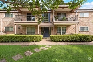 Building Photo - 7916 Royal Ln