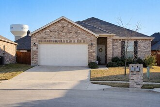 Building Photo - 429 Mariscal Pl