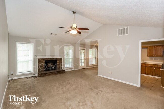 Building Photo - 2720 Ivy Mill Dr