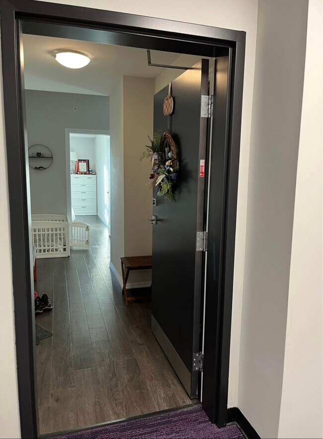 Photo du bâtiment - 35 Kingsbury Sq