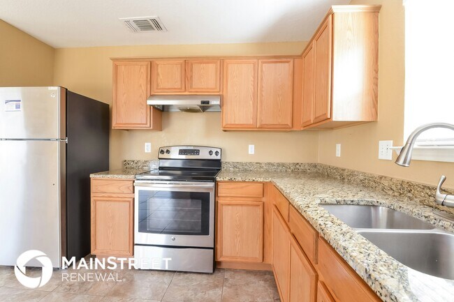 Foto del edificio - 8518 Adams Hill Dr