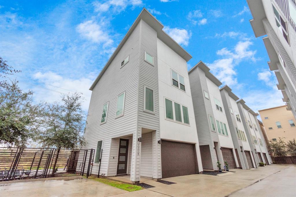 Foto principal - 1308 Hussion St