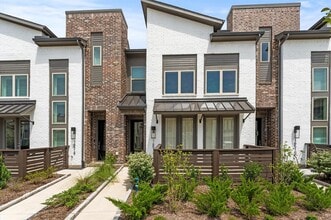 Building Photo - 16514 Lake Austin St