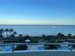 Building Photo - 5161 Collins Ave