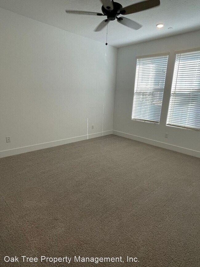 Foto del edificio - 2 br, 2 bath House - 579 N. Chapel Hill Lane