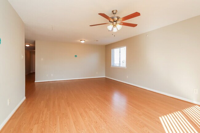 Foto del edificio - 16115 Purpleridge Ct