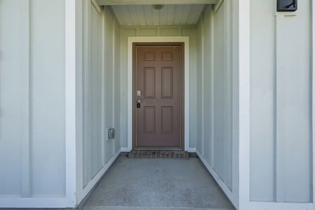 Building Photo - 941 Sandbar Loop