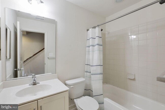 Foto del edificio - 9809 Wood Glen Terrace