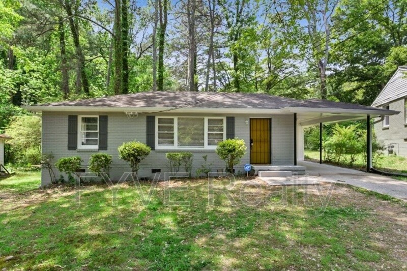 Foto principal - 476 Park Valley Dr NW