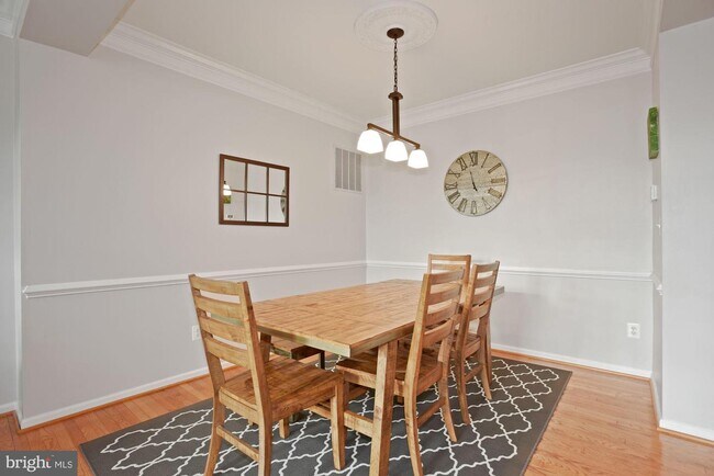 Building Photo - 104 Ivy Hills Terrace