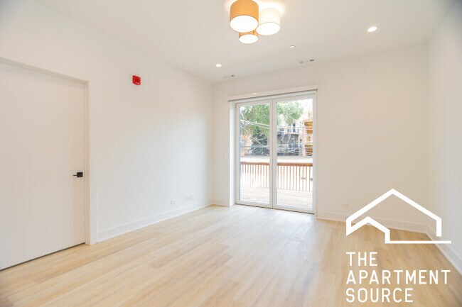 Building Photo - 3821 N Ashland Ave