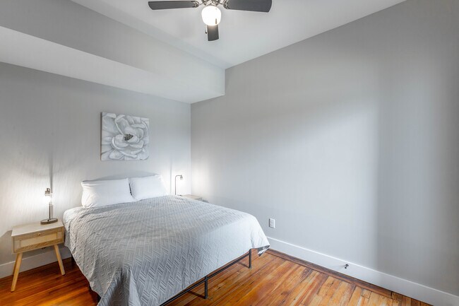 Foto del edificio - 1108 McCallie Ave