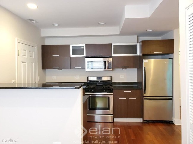 Foto del edificio - 6922 N Greenview Ave
