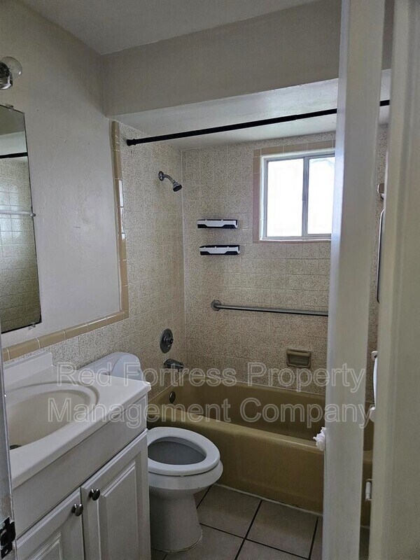 Photo - 5812 Algiers St Apartment