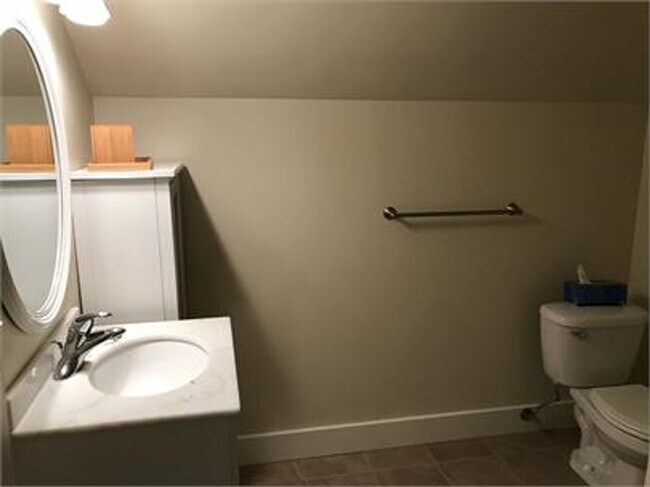 Foto del edificio - 4484 Alexander St
