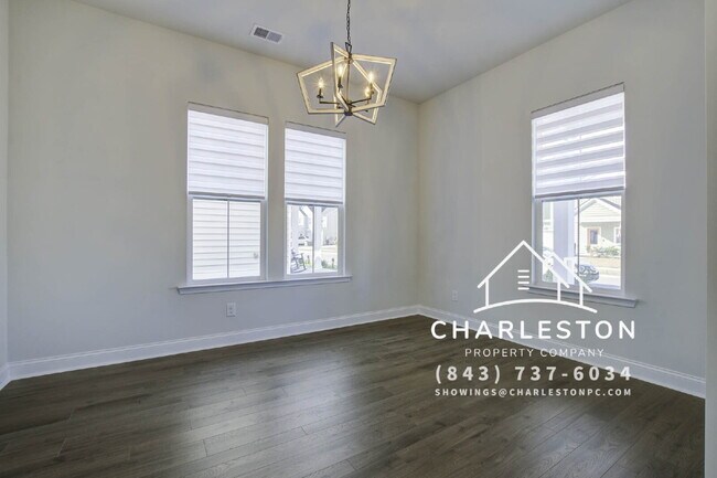 Foto del edificio - 169 Country Gate Ln