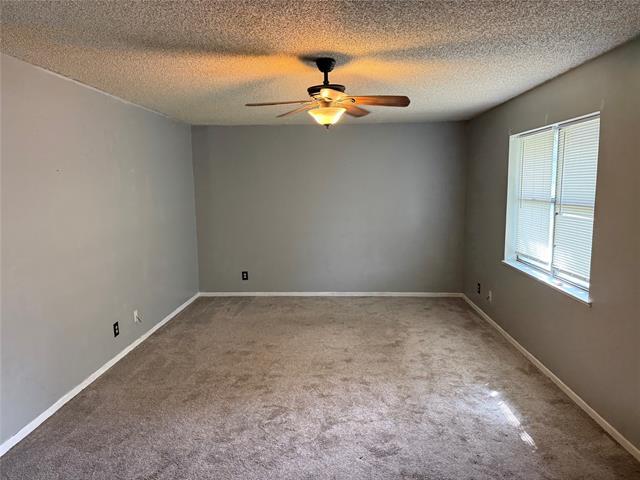 Building Photo - 4401 Mimosa Dr