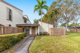 Building Photo - 11522 SW 109th Rd