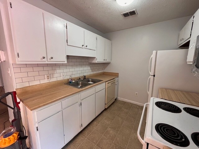 Foto del edificio - 3576 Torbay Dr