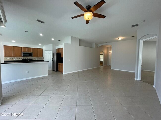 Foto del edificio - 613 Coral Trace Blvd