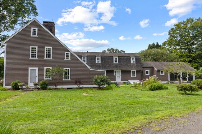 Building Photo - 90 Duck Hole Rd