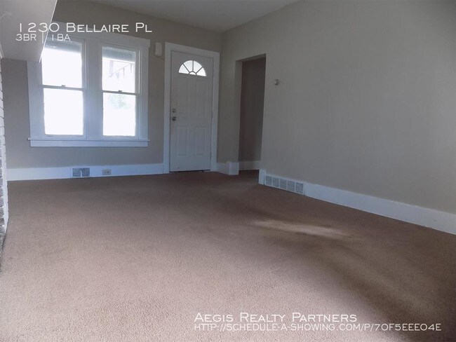 Building Photo - 1230 Bellaire Pl