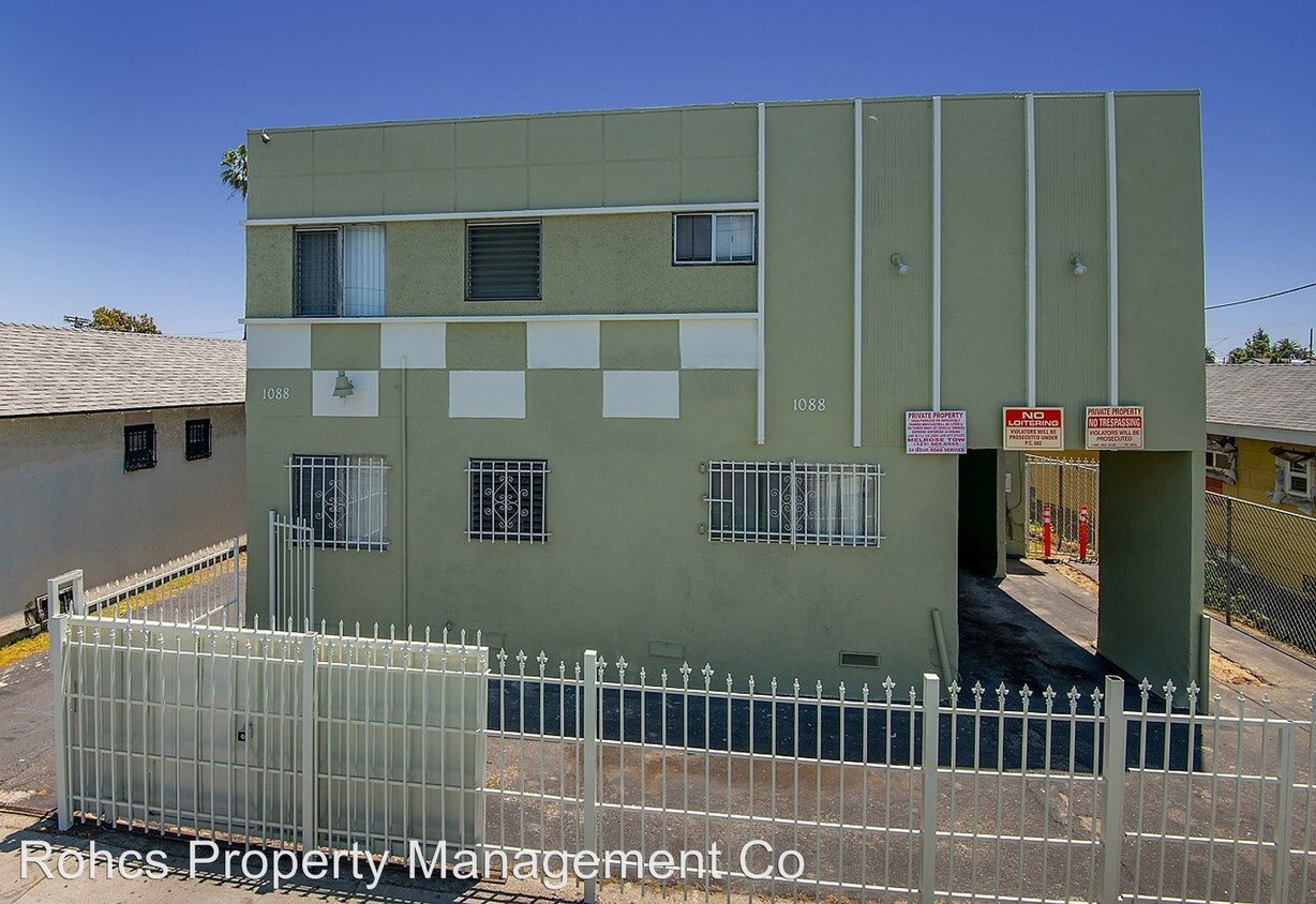 Primary Photo - 1088 W 39th St