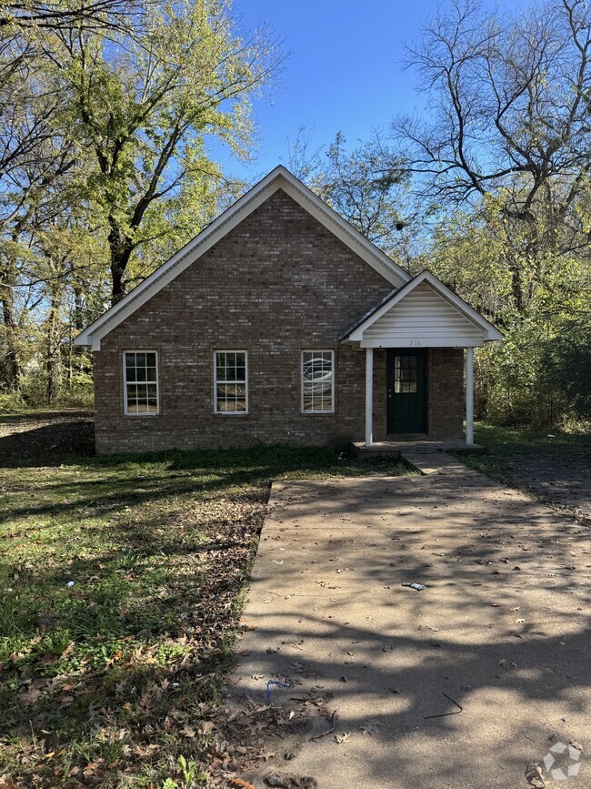 Building Photo - 316 Eaton St