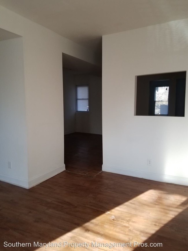 Building Photo - 4 br, 2 bath House - 3809 Reisterstown Road