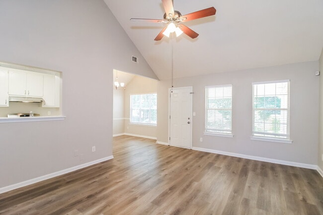 Building Photo - 104 Nanci Ct