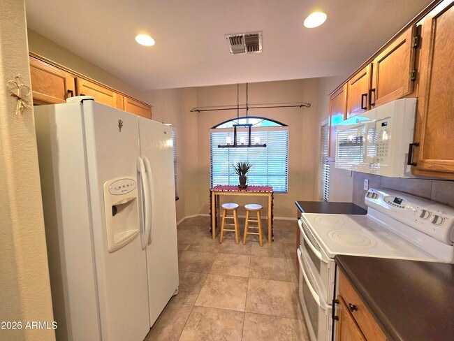 Foto del edificio - 16654 E Westby Dr