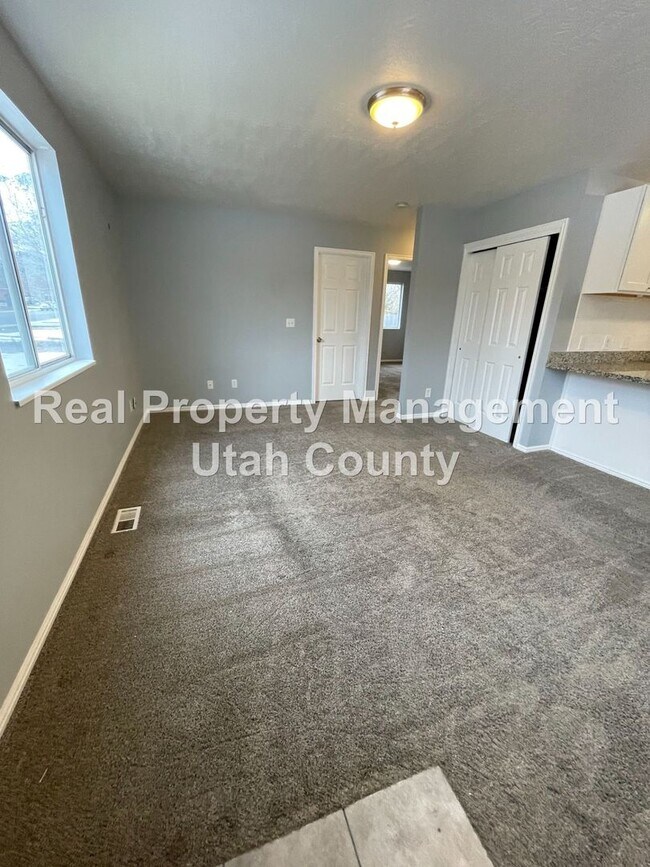 Foto del edificio - 2 bedroom 1 bathroom home for rent in Alpine