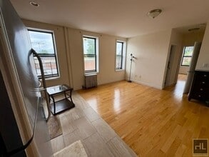 Building Photo - Mclean ave,YONKERS