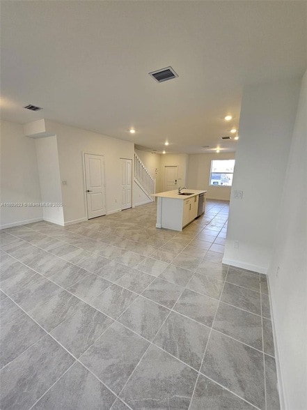 Foto del edificio - 96 SE 11th Ct