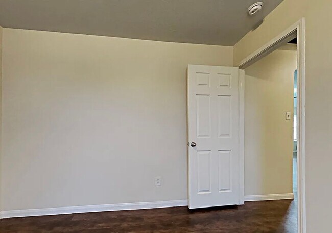 Foto del edificio - 21407 Palma Grove Way