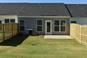 Building Photo - 526 Hardy Pt