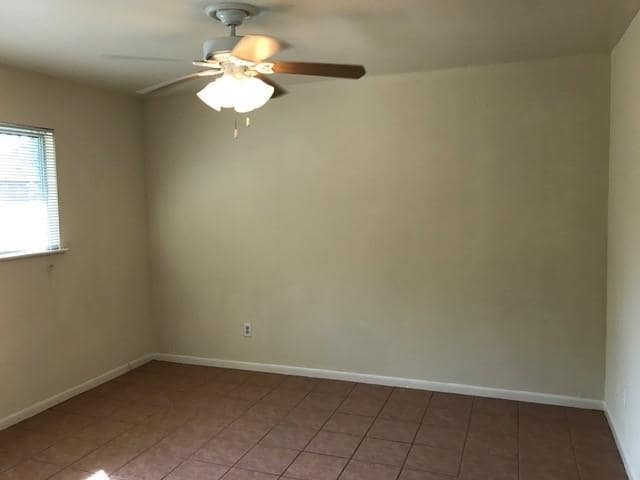 Building Photo - 5213 Joe Sayers Ave