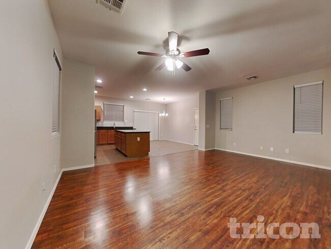 Foto del edificio - 11878 N 154th Ln