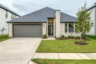 Building Photo - 5211 Bellhurst Dr