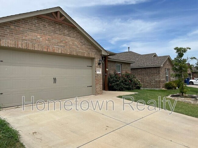 Building Photo - 1712 Vermilion Ln
