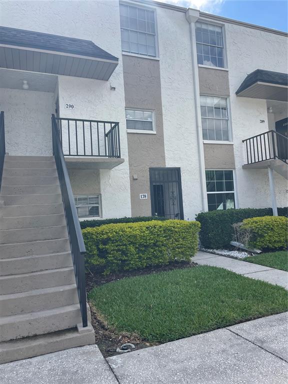 Foto principal - 107 Caldwell Dr