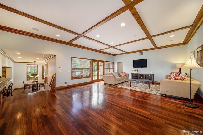 Foto del edificio - 100 Devon Rd