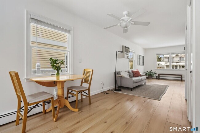 Foto del edificio - 19 Windy Knolls