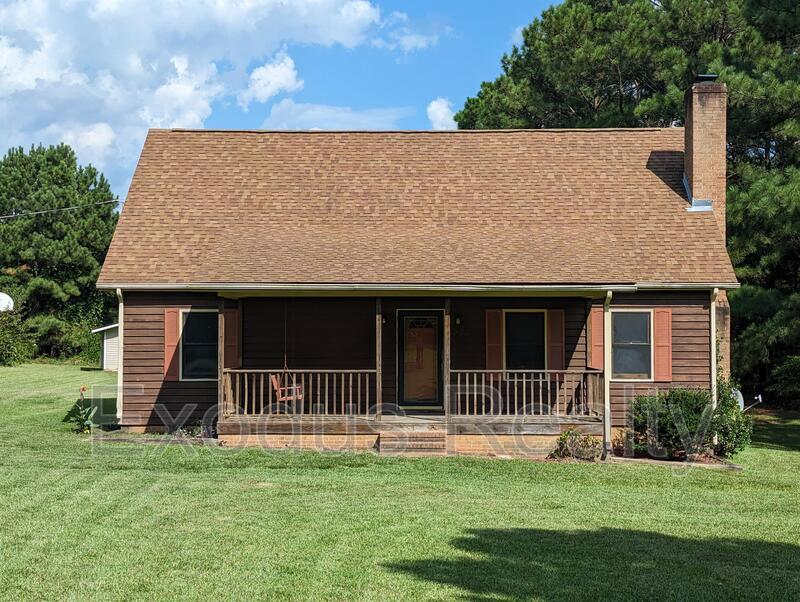 Foto principal - 922 Cool Springs Rd
